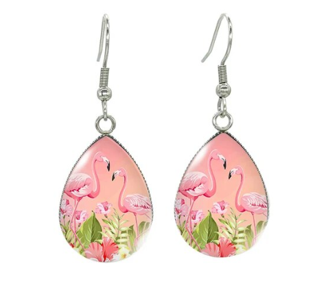 boucles d oreilles qui pendent avec flamant rose