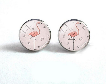 boucle d'oreille flamant rose pastel discrete
