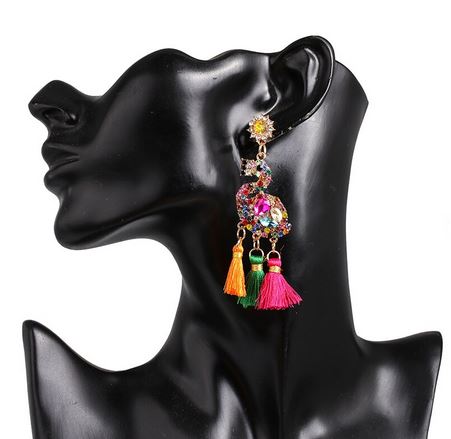 belles boucles d'oreilles flamant rose en cristal