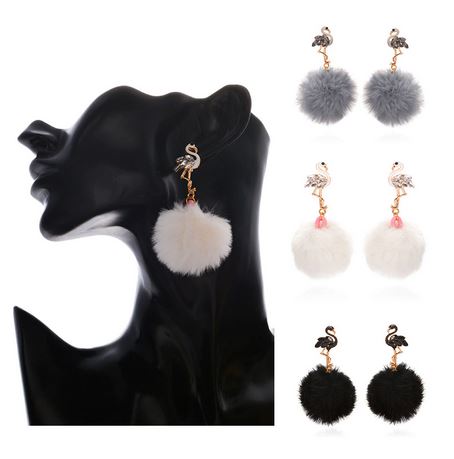 boucles d'oreilles pompon flamant rose