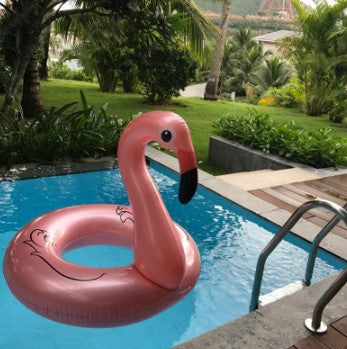bouee flamant rose accessoire piscine ete
