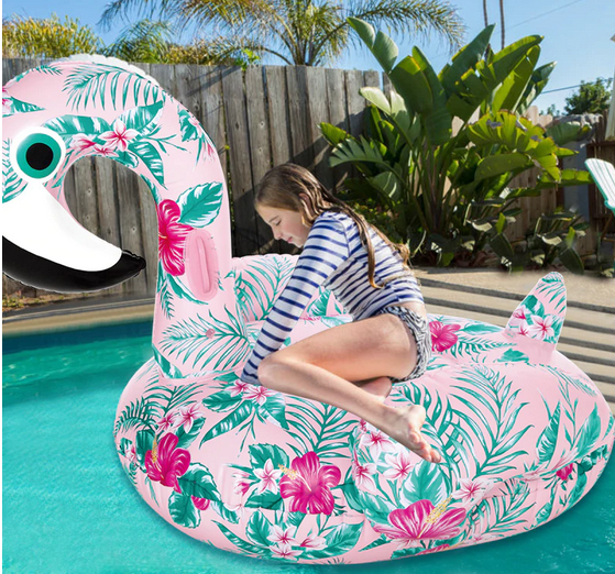 bouee flamant rose pour jouer dans la piscine pas cher