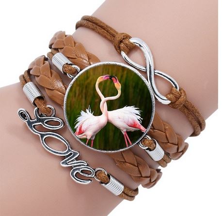 bracelet medaillon flamant rose love