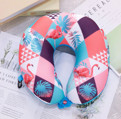 coussin pour la nuque flamant rose