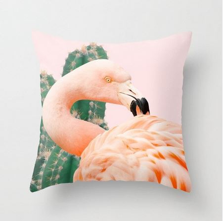 coussin avec flamant rose et cactus desert