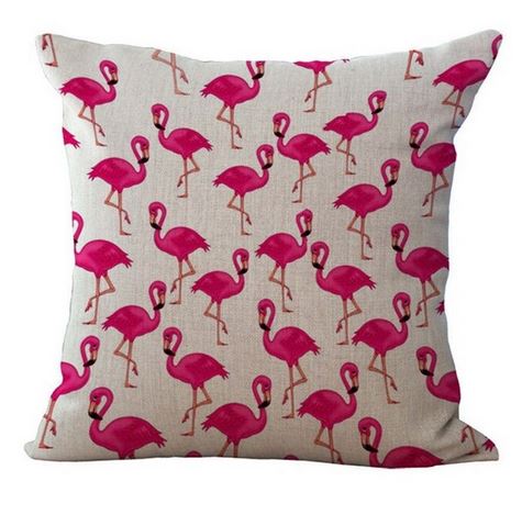 coussin avec flamant rose camargue