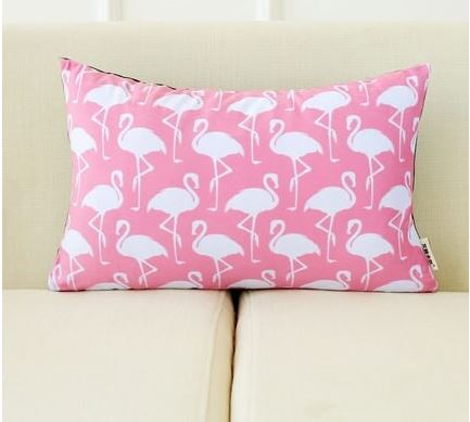 coussin flamant rose