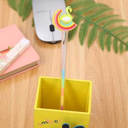 crayon porte mine flamant rose multicolore