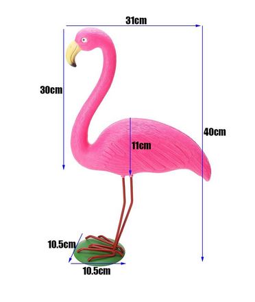 statue de flamant rose en plastique