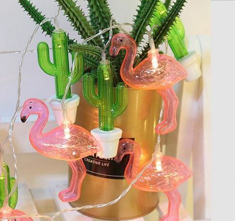 guirlande lumineuse avec flamant rose