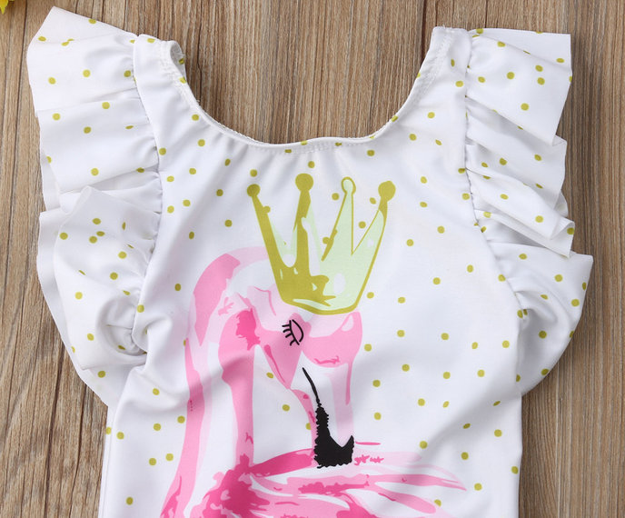 maillot de bain fille tendance 2020 2021 flamant rose