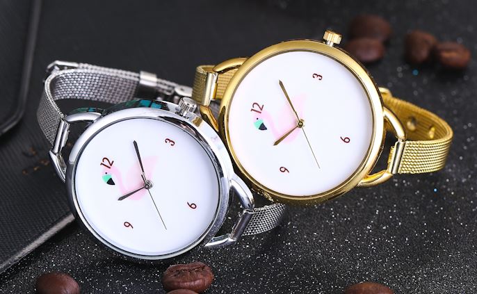 belle montre flamant rose en metal argent or
