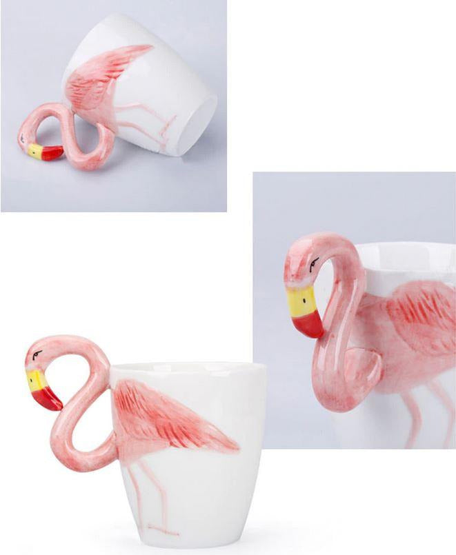 mug avec flamant rose en relief