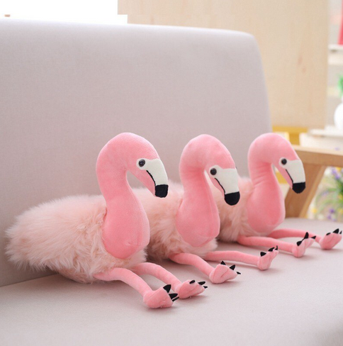 peluche flamant rose pour enfant