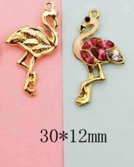 pendentif flamant rose avec faux diamants