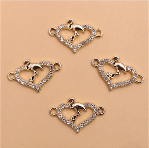 pendentif flamant rose en forme de coeur