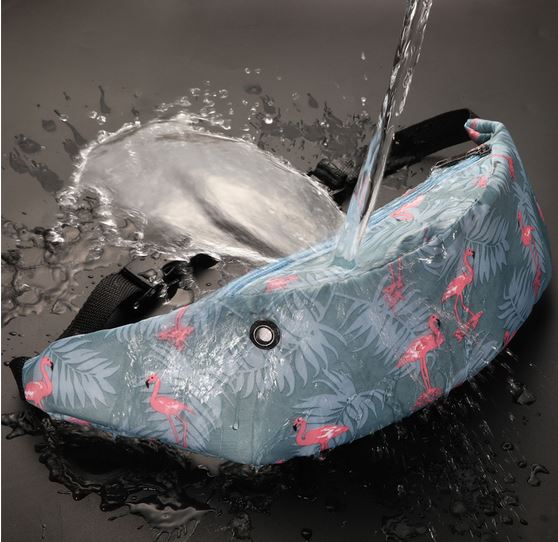 sac impermeable banane flamant rose