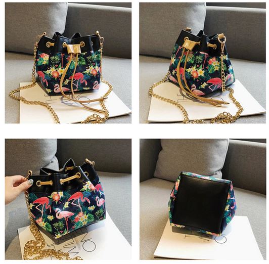 beau sac boule flamant rose pratique