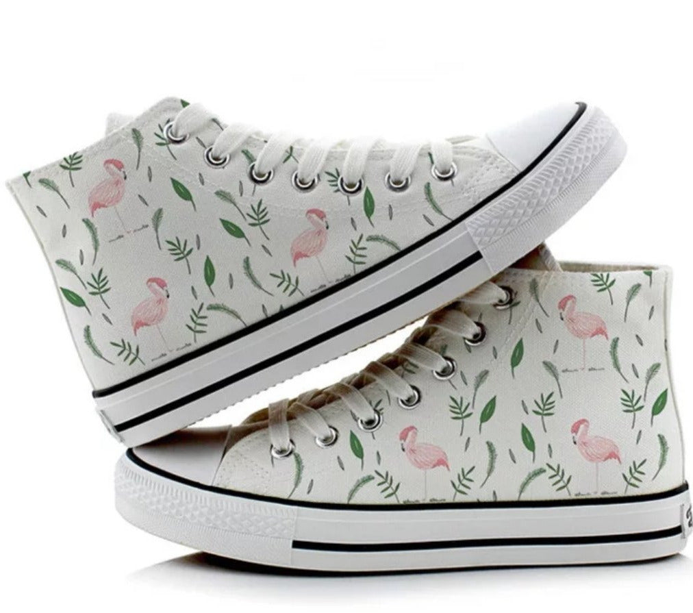 Baskets avec flamant rose tropical