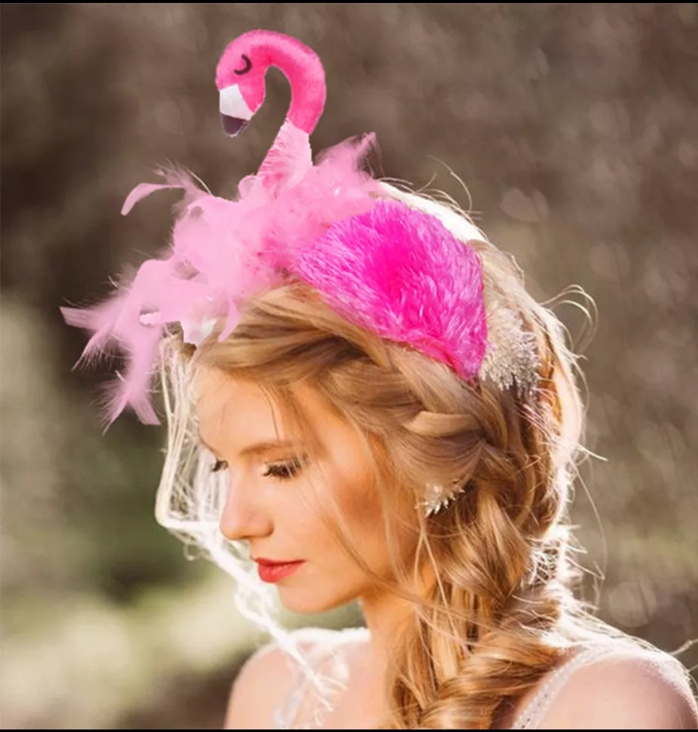 Coiffe flamant rose