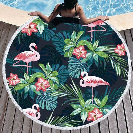serviette tendance flamant rose pour la plage piscine ete