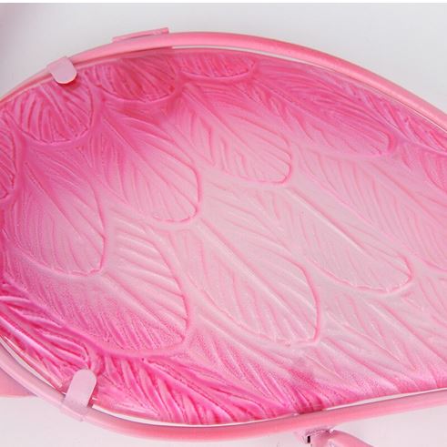 statue flamant rose a accrocher