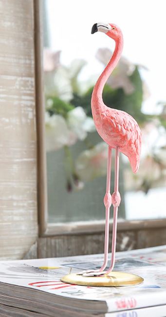 statue flamant rose femelle