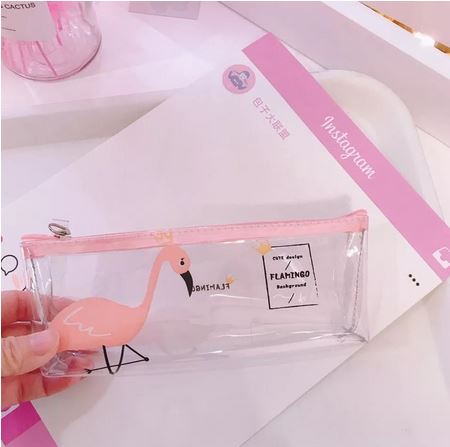 trousse flamant rose transparente solide