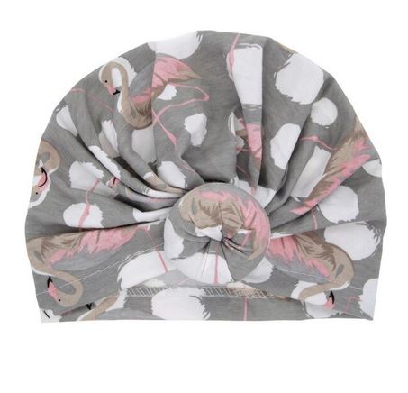 chapeau doux pour bébé flamant rose