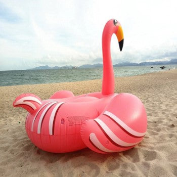 bouee flamant rose plage tendance piscine pool party