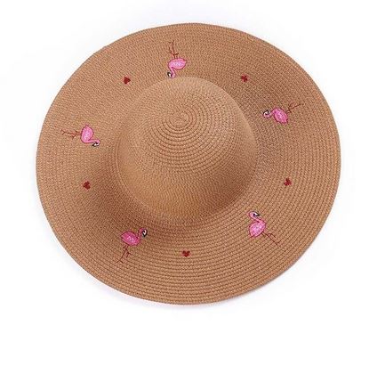 chapeau elegant pour femme flamant rose