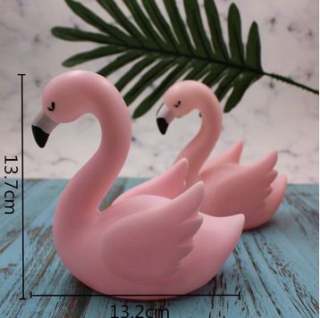 petite lampe flamant rose plastique mou
