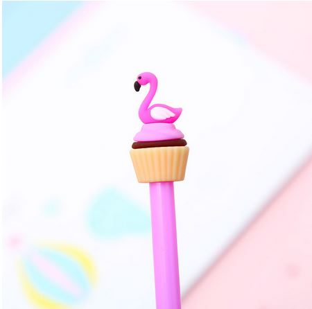 stylo flamant rose avec cake rose